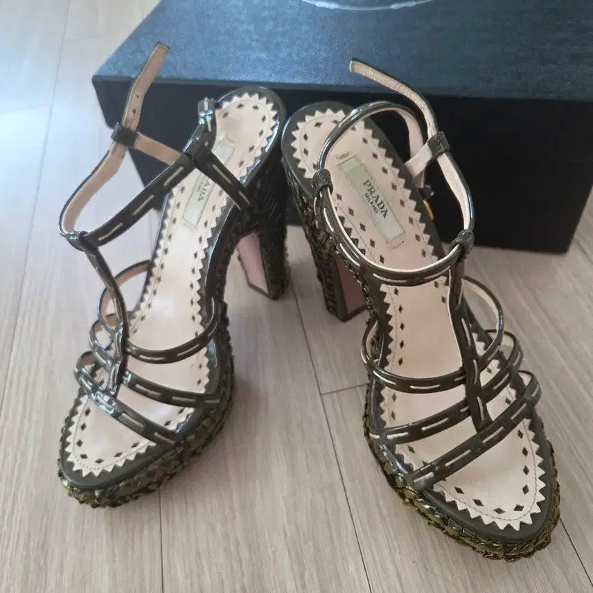 [BUNJANG] Prada Mule Sandals / 프라다 뮬 샌들 5.5