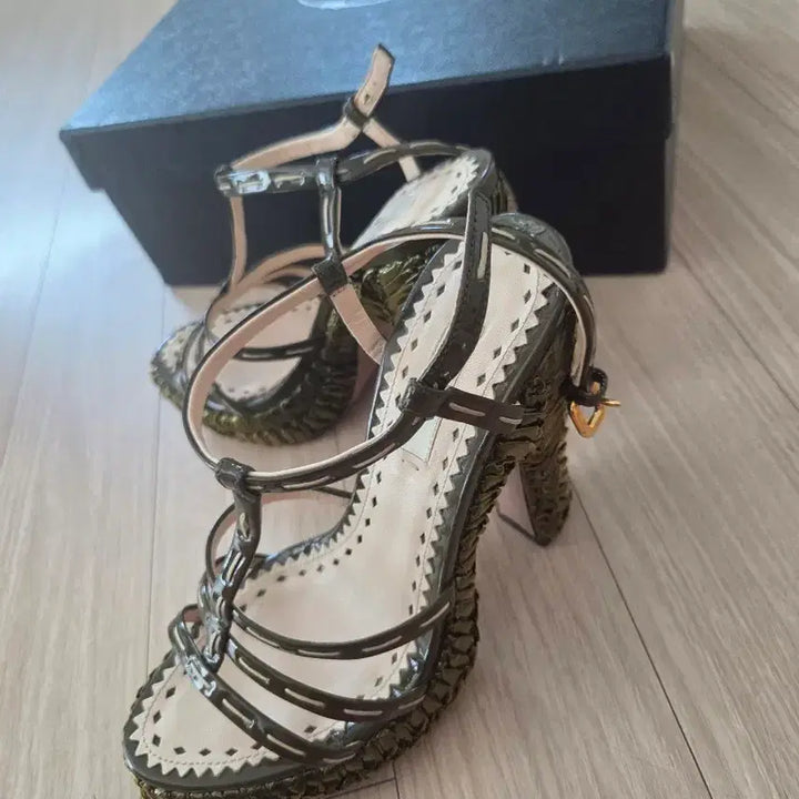 [BUNJANG] Prada Mule Sandals / 프라다 뮬 샌들 5.5