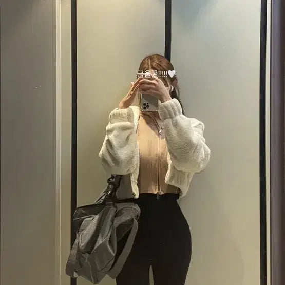 [BUNJANG] Grande Line Fur Jumper (Ivory White, M) / 그란데라인 fur jumper