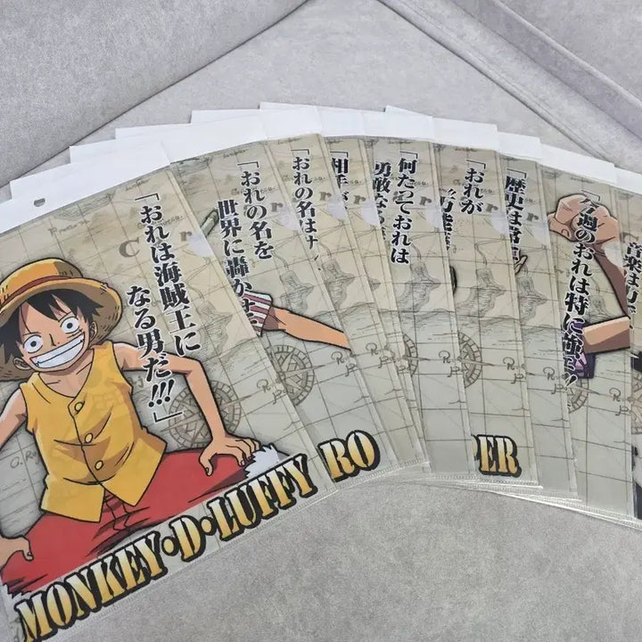 [BUNJANG] One Piece x Glico Collaboration Clear File Set (9 pcs) / 원피스 x 글리코 콜라보 클리어파일 세트 9장 일괄