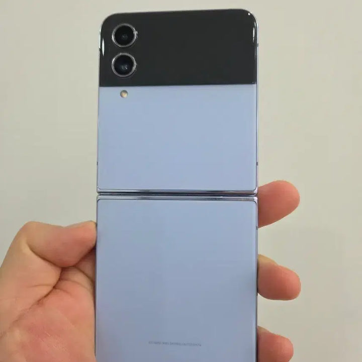 [BUNJANG] Samsung Galaxy Z Flip 4 256GB Blue / 갤럭시 Z플립4 256GB 블루