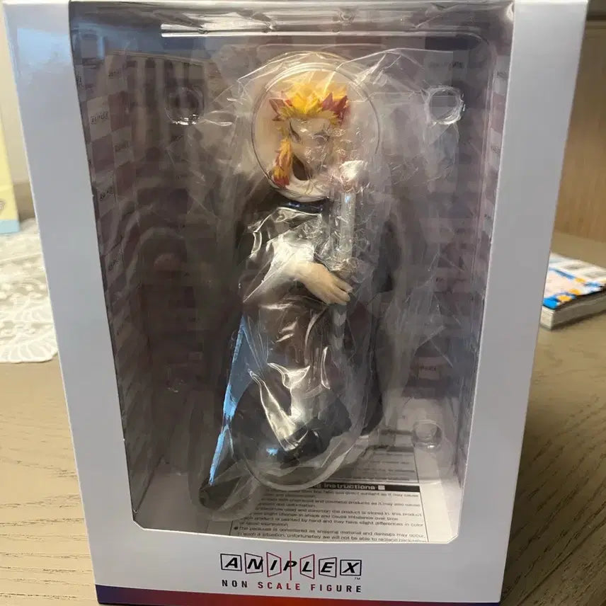 [BUNJANG] Aniplex Kyojuro Rengoku Non-Scale Figure (Pre-owned) / 귀멸의 칼날 렌고쿠 애니플렉스 논스케일 피규어 (개봉전시)