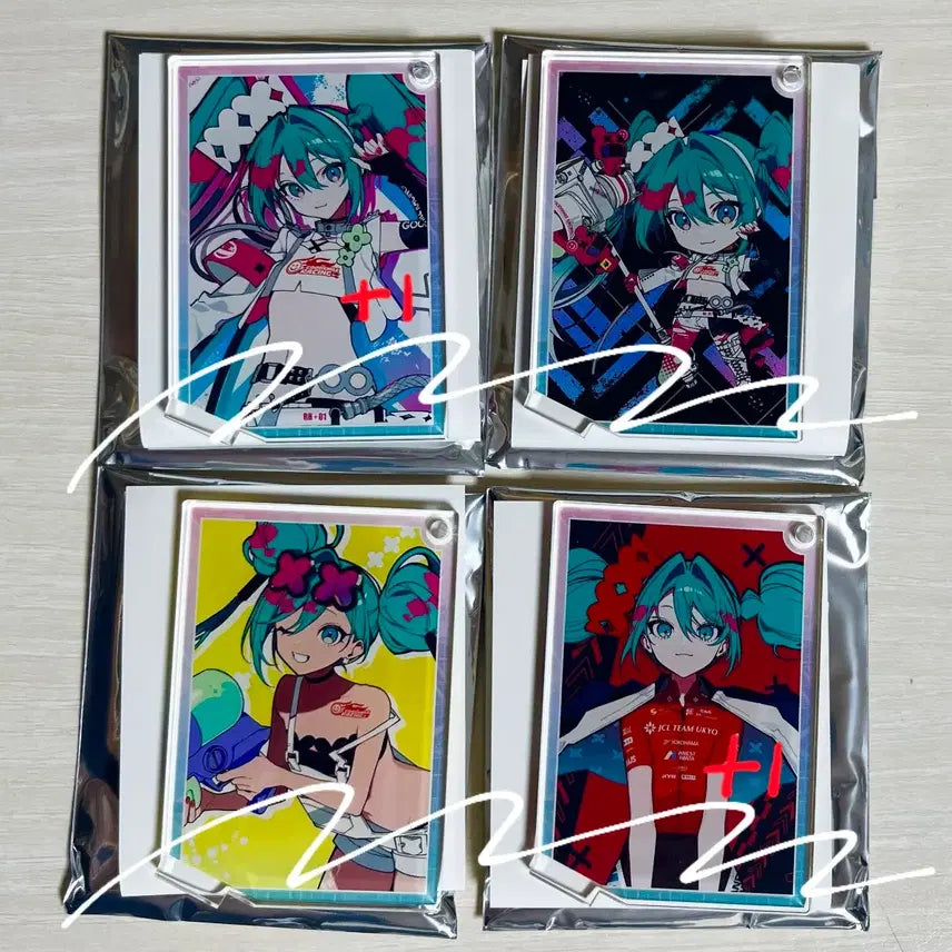 [BUNJANG] Hatsune Miku Racing Miku 2025 Acrylic Stand Keyring Can Badge by Kei Mochizuki Goods / 하츠네미쿠 레이싱미쿠 2025 아크릴스탠드 키링 캔뱃지 모치즈키케이 굿즈