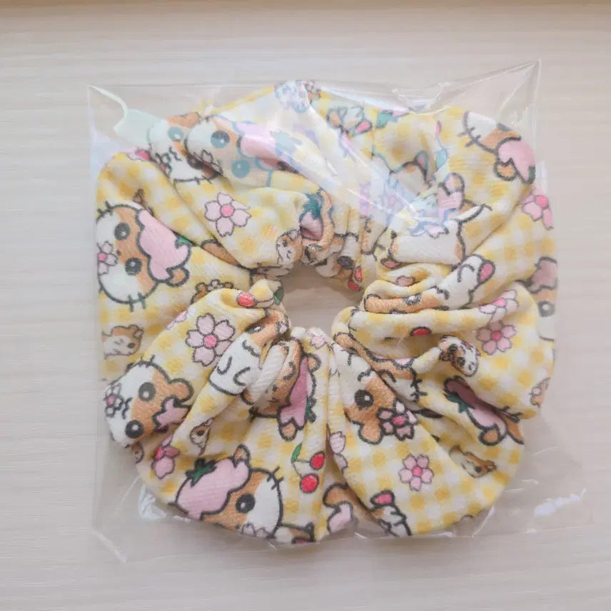 [BUNJANG] Sanrio Kuririn Handmade Scrunchie - New Product / 새상품)산리오 고전쿠리링원단 핸드메이드 곱창끈