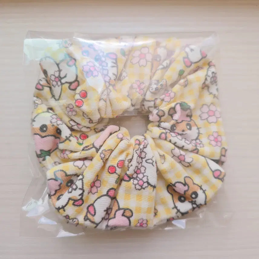[BUNJANG] Sanrio Kuririn Handmade Scrunchie - New Product / 새상품)산리오 고전쿠리링원단 핸드메이드 곱창끈