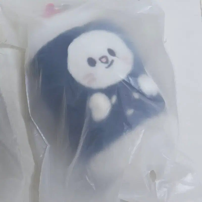 [BUNJANG] Stray Kids Hyunjin Gimbap Jiniret Keyring (Sealed) / 미개봉 스키주 지니렛 김밥 키링 서울 팝업 스트레이키즈 스키즈 현진