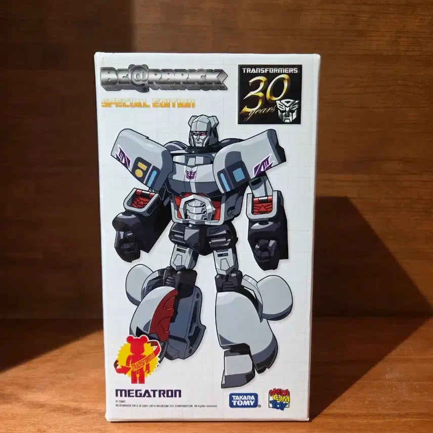 [BUNJANG] Bearbrick Transformers Megatron 200% Full Box / 베어브릭 트랜스포머 메가트론 200% 구성품 풀박