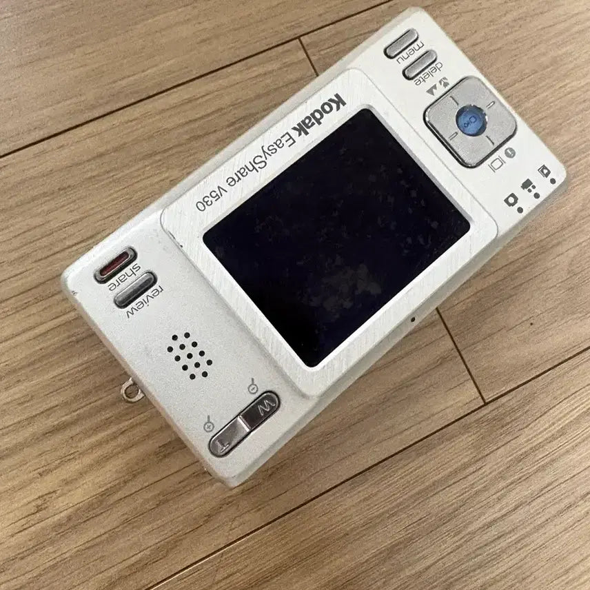 [BUNJANG] Kodak EasyShare V530 Silver Digital Camera / 코닥 이지쉐어 V530 실버 디지털 카메라(희귀매물)