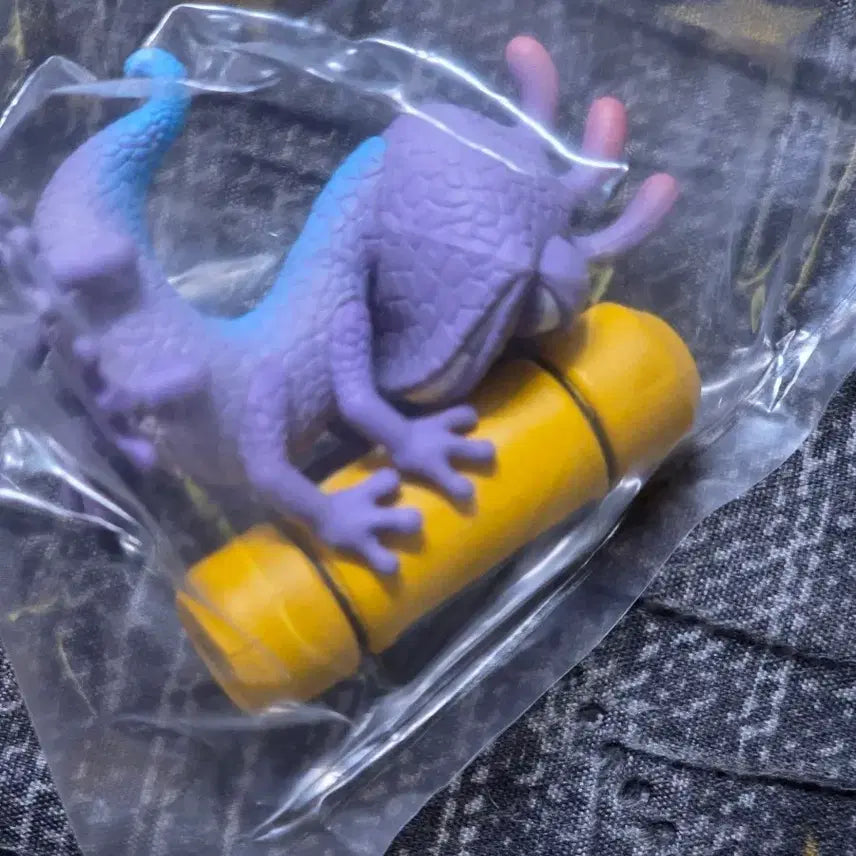 [BUNJANG] Monsters, Inc. Randall Figure / 몬스터 주식회사 랜달 피규어