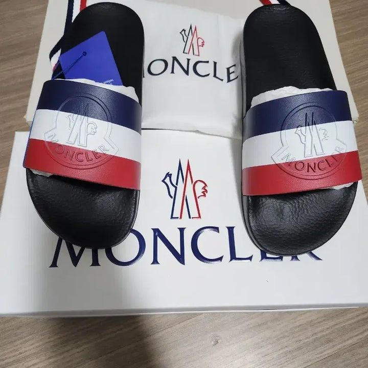 [BUNJANG] Moncler Tricolor Men&