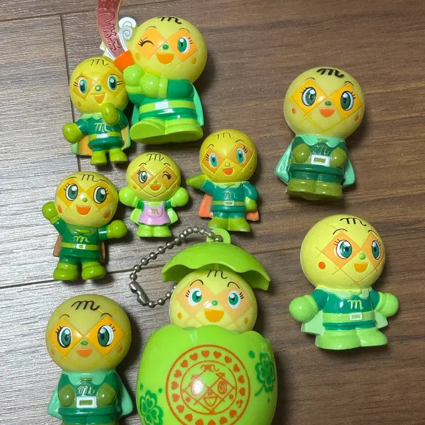 [BUNJANG] Vintage Melonpanman Figure Bundle Set / (급전할인)고전 메론빵맨 피규어 일괄