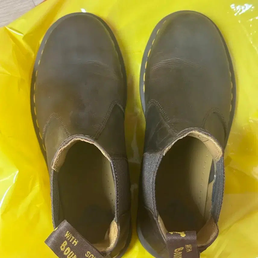[BUNJANG] Dr. Martens Chelsea Boots Crazy Horse Dark Brown / 닥터마틴 첼시부츠 ys 크레이지호스 다크브라운