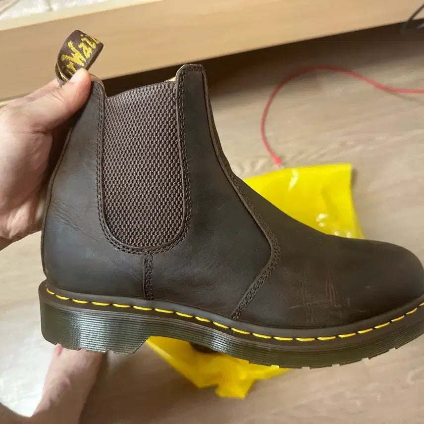 [BUNJANG] Dr. Martens Chelsea Boots Crazy Horse Dark Brown / 닥터마틴 첼시부츠 ys 크레이지호스 다크브라운