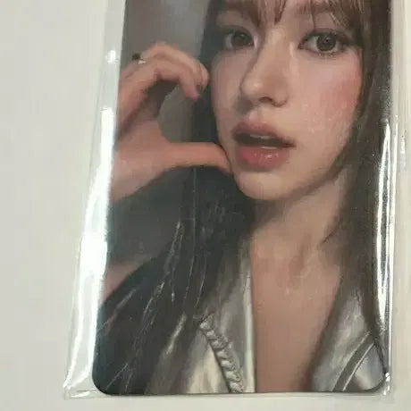 [BUNJANG] Rainbow Mansion Moon Chanel Photocard / 무지개맨션 문샤넬 포토카드