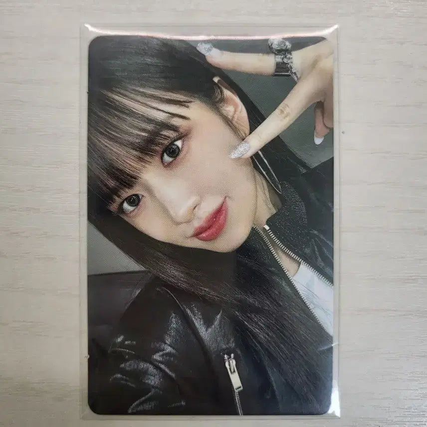 [BUNJANG] IVE Yujin Wave Photocard / 아이브 안유진 웨이브 포토카드