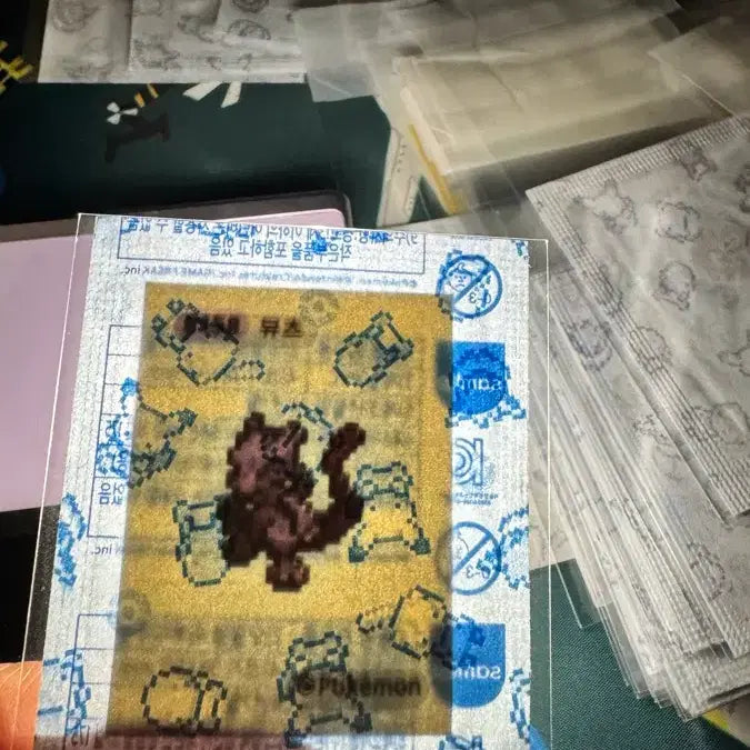 [BUNJANG] Pokemon Stickers (Ttubeosil) - Mew, Mewtwo, Dragonite, and More / 픽셀 띠부실 뮤 &amp; 뮤츠&amp; 망나뇽&amp; 등등 팔아요
