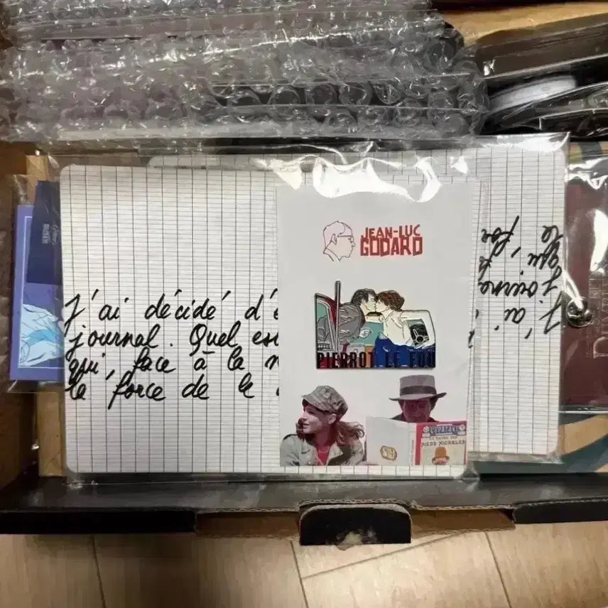 [BUNJANG] Jean-Luc Godard "Pierrot le Fou" Badge Goods Package / 미치광이 피에로 뱃지 굿즈패키지 장뤽고다르 영화 미치광이 삐에로 누벨바그