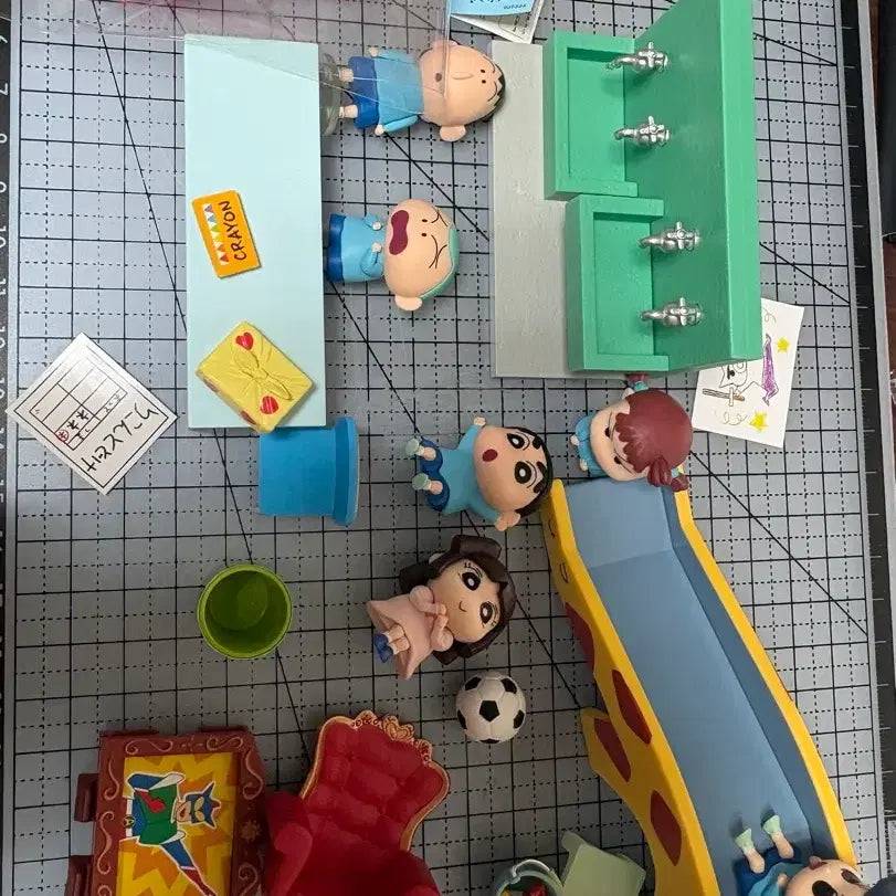 [BUNJANG] Crayon Shin-chan Play Set Figures Bundle Set / 짱구 소꿉놀이 피규어 일괄 정품X