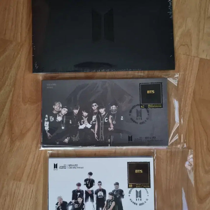[BUNJANG] BTS 10th Anniversary Stamp Packet Bundle Set / 방탄소년단 BTS 10주년 기념 우표