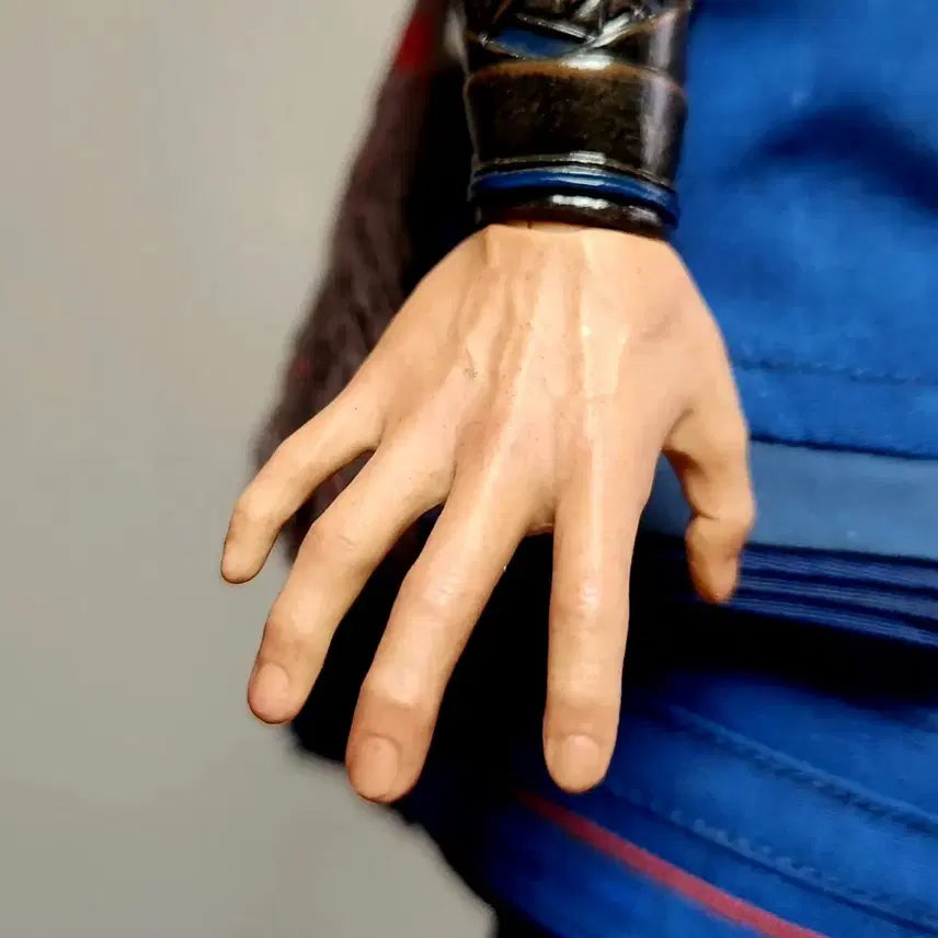 [BUNJANG] Hot Toys Doctor Strange (Custom Head) Collectible Figure / 핫토이 대혼돈 닥터스트레인지( 헤드커스텀