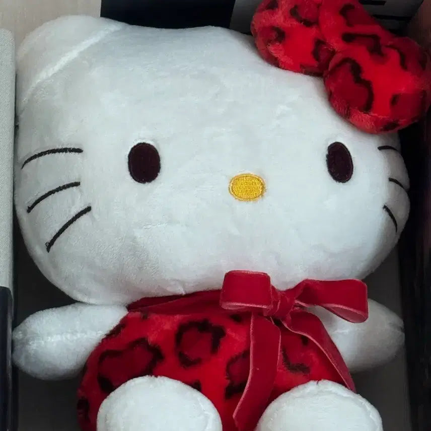 [BUNJANG] Hello Kitty Leopard Ribbon Plush Doll / 헬로키티 인형 스윗호피