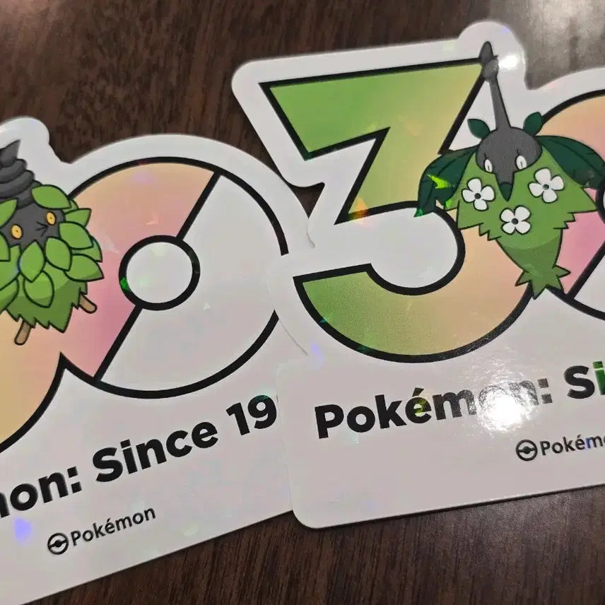 [BUNJANG] Pokemon 30th Anniversary Combee Vespiquen Sticker / 포켓몬 30주년 도롱충이 도롱마담 스티커