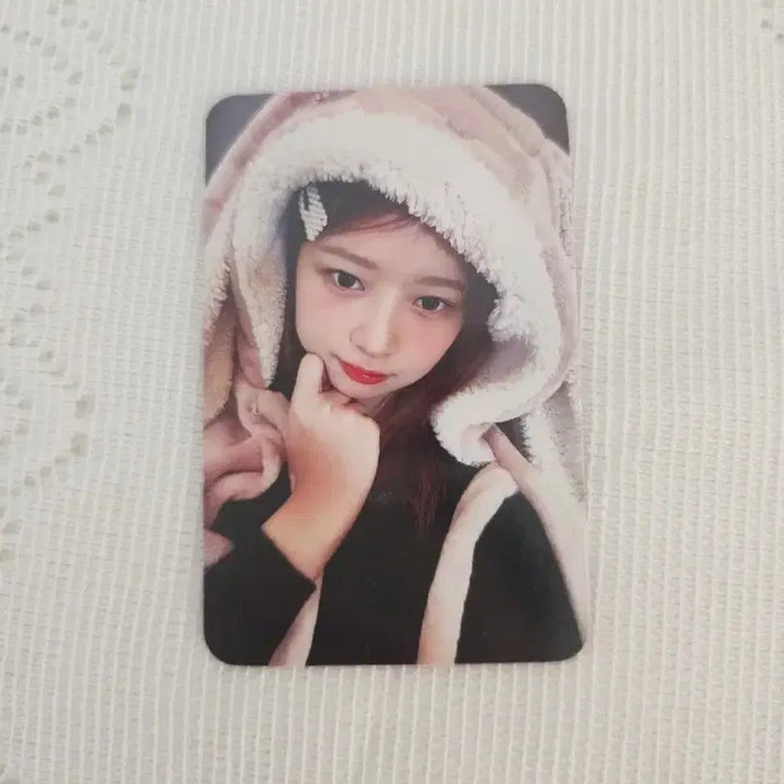 [BUNJANG] IVE Rei Rabbit Blanket POB / 아이브 레이 토끼담요 특전