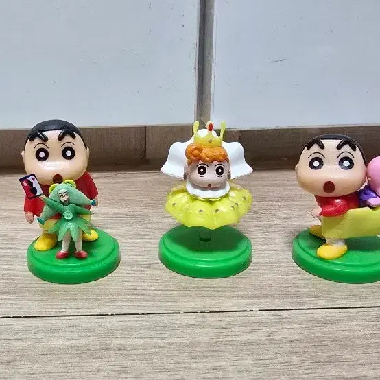[BUNJANG] Crayon Shin-chan Choco Egg Figures Bundle Set / 짱구 초코에그 피규어 일괄