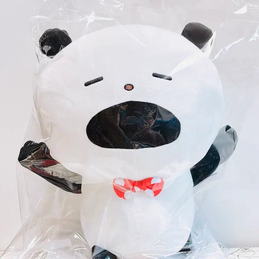 [BUNJANG] Panda Sleeping on Rabbit House Plush Toy / 토끼의 집 위에서 낮잠 자는 판다 인형 팝니다