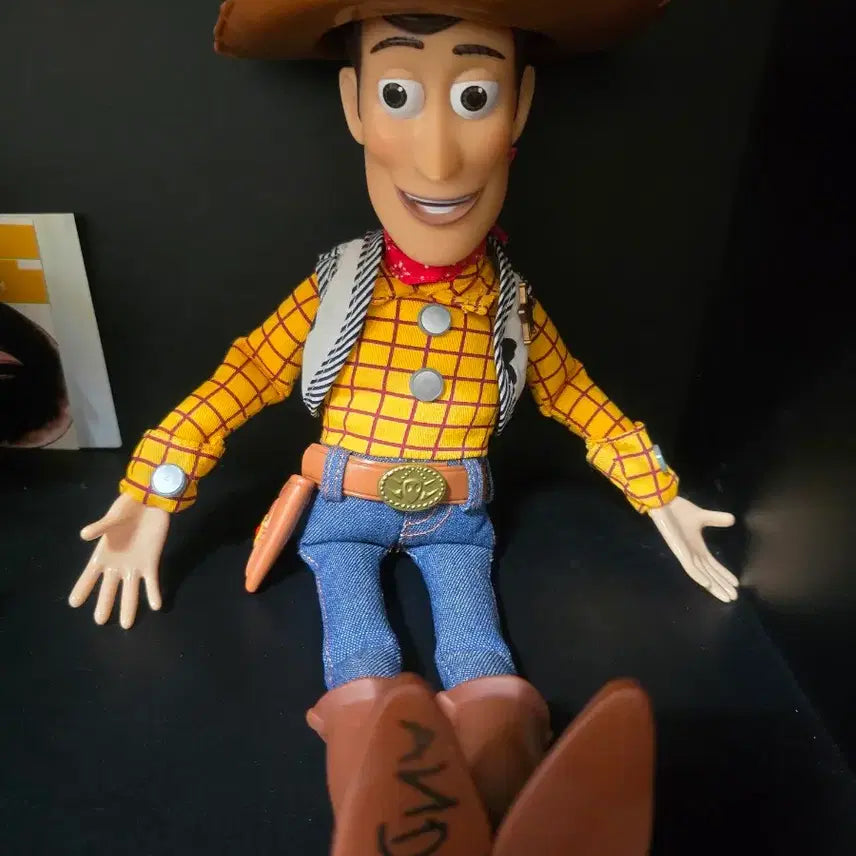 [BUNJANG] Disney Woody Toy Story Figure / 토이스토리 디즈니 우디 판매해요