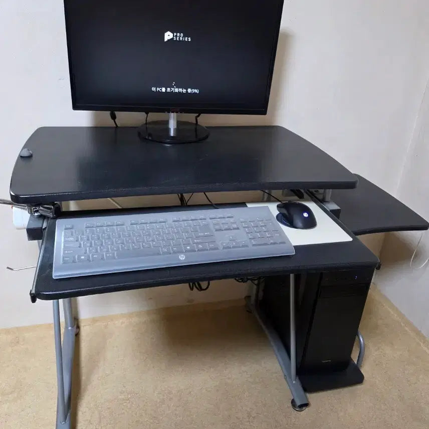 [BUNJANG] Udea 24-inch Monitor, Desktop Computer Bundle for Office &amp; Online Lectures / 일괄) 사무용 인강용 중고 조립식 컴퓨터 pc udea 유디아 모니터
