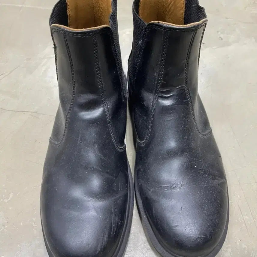 [BUNJANG] Dr. Martens Black Chelsea Boots / 닥터마틴 블랙 첼시부츠