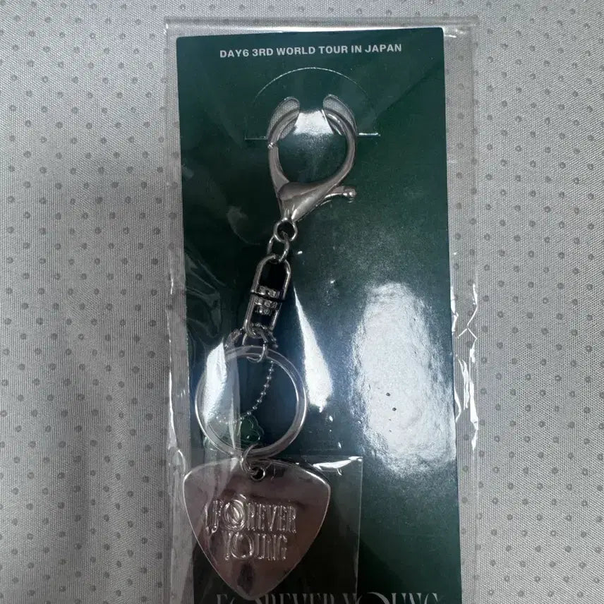 [BUNJANG] DAY6 3rd World Tour in Japan Keychain / 데이식스 일본 콘서트 키링