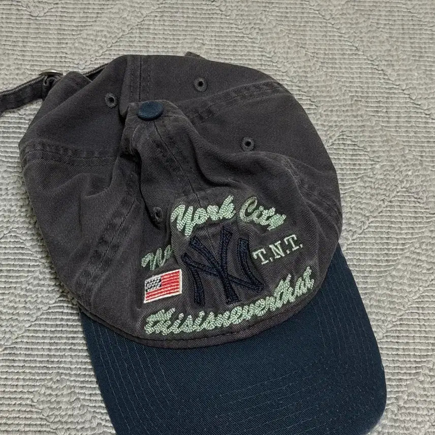 [BUNJANG] New Era x Thisisneverthat Two-Tone Ball Cap / 뉴에라 x 디스이즈네버댓 디네댓 투톤 볼캡 모자