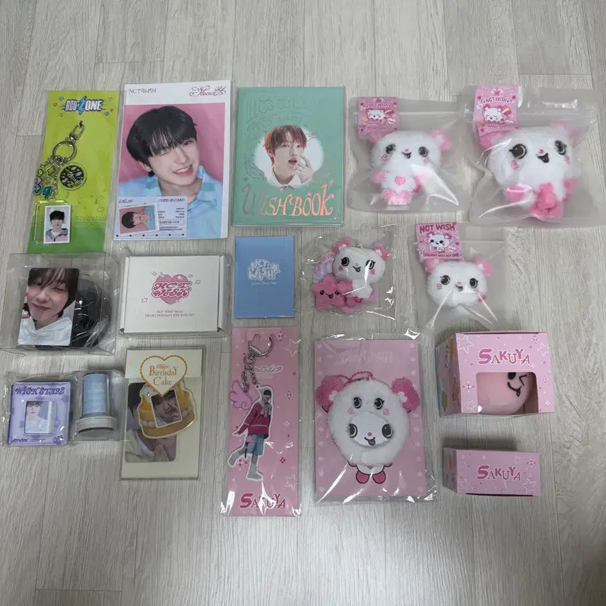 [BUNJANG] NCT WISH Sakuya Ilto MD Wish Doll Pocket Doll Photocard Holder (Sealed) / NCT WISH 엔시티 위시 사쿠야 일투 엠디 위시돌 포켓돌 미개봉 양도