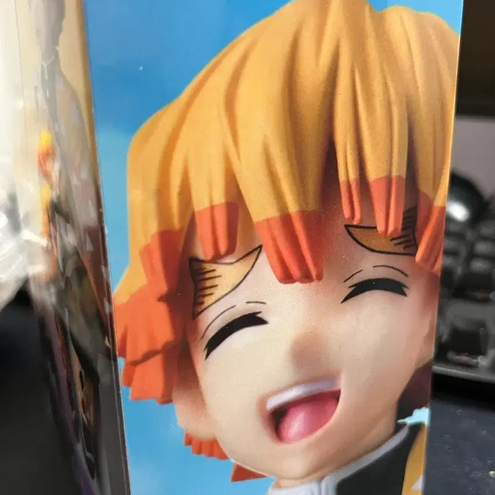 [BUNJANG] Demon Slayer Agatsuma Zenitsu Figure / 귀멸의 칼날 아가츠마 젠이츠 피규어
