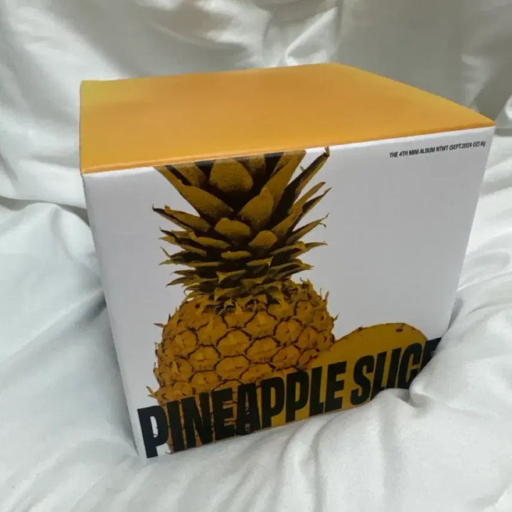 [BUNJANG] Baekhyun Pineapple Slice Hello World Album / 백현 Pineapple Slice Hello World 앨범