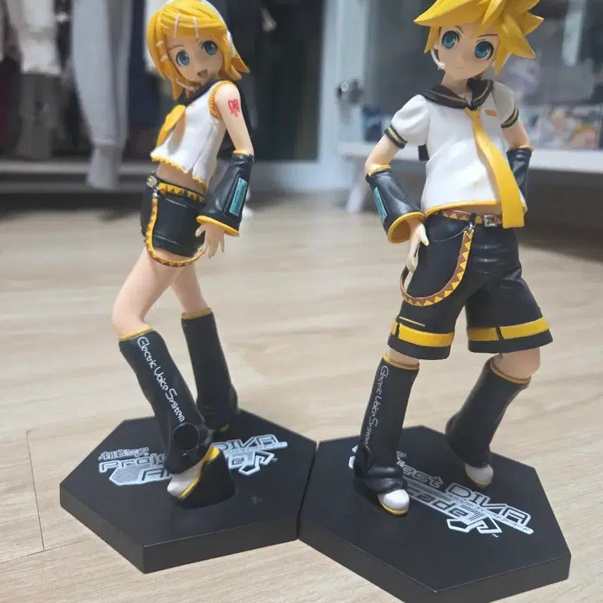 [BUNJANG] Vocaloid Rin Len Figure Bundle Set / 보컬로이드 린 렌 피규어 일괄 판매