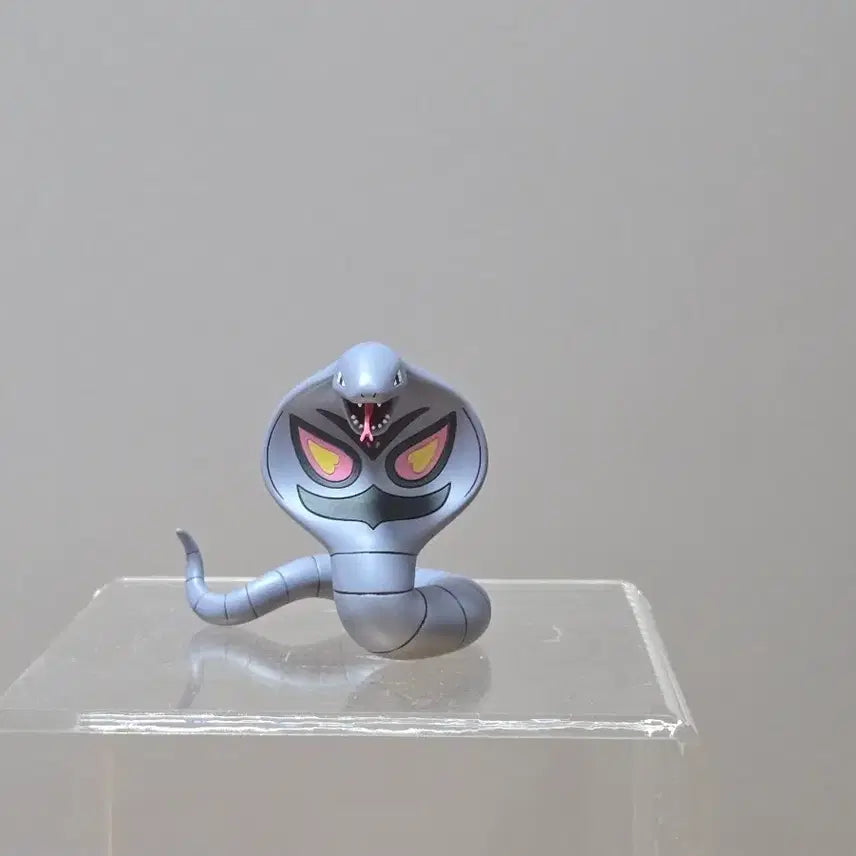 [BUNJANG] HH Studio Avoc Avo Floc 1/20 Scale World Figure / HH 아보크 피규어. 포켓몬 스케일월드