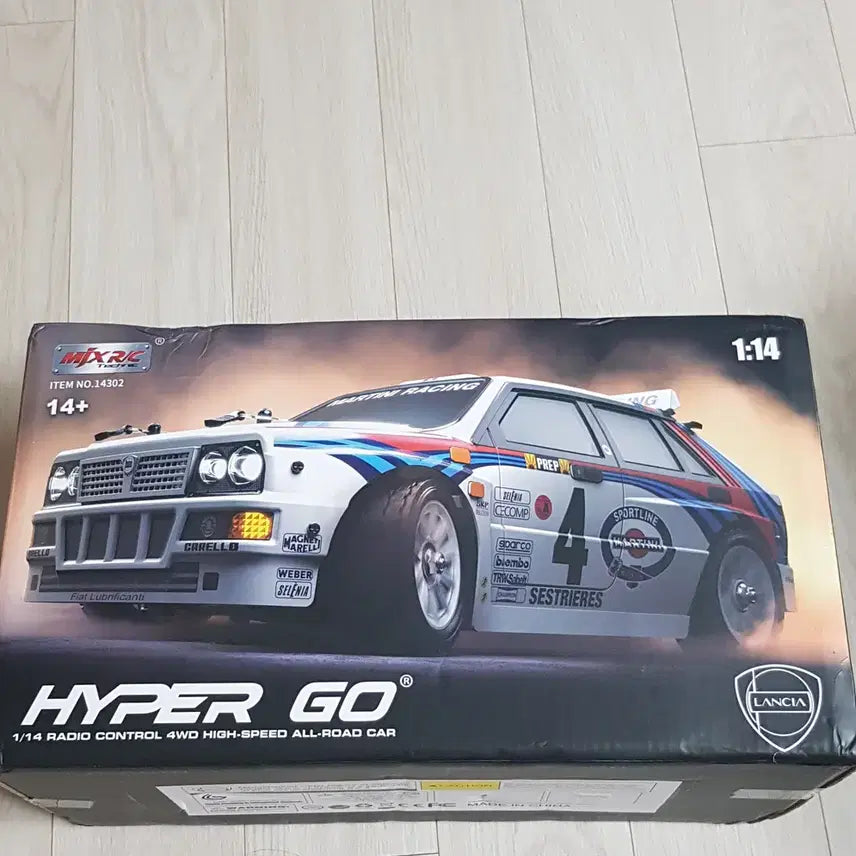 [BUNJANG] MJX HYPER GO 14302 1/14 Scale Brushless Drift RC Car / [새제품] MJX HYPER GO 14302 1/14 스케일 드리프트 R
