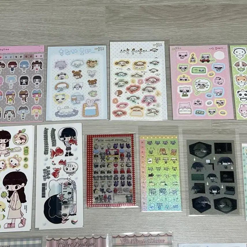 [BUNJANG] Sealed Sticker Happy Nyangday, Yurui, Huhoo, Nekomaid Soup, Channel, Udah, Pobe / 씰스티커 해피냥데이 유리 후후이 네코메이드수프 채널 서티 우다 포베