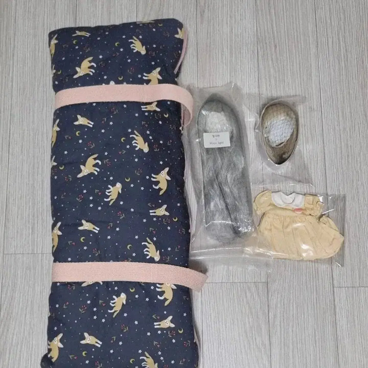 [BUNJANG] USD Ball-Jointed Doll Wig, Outfit &amp; Carrier Bundle / 구체관절인형 usd 가발, 의상 &amp; 구체관절인형 강보 일괄판매