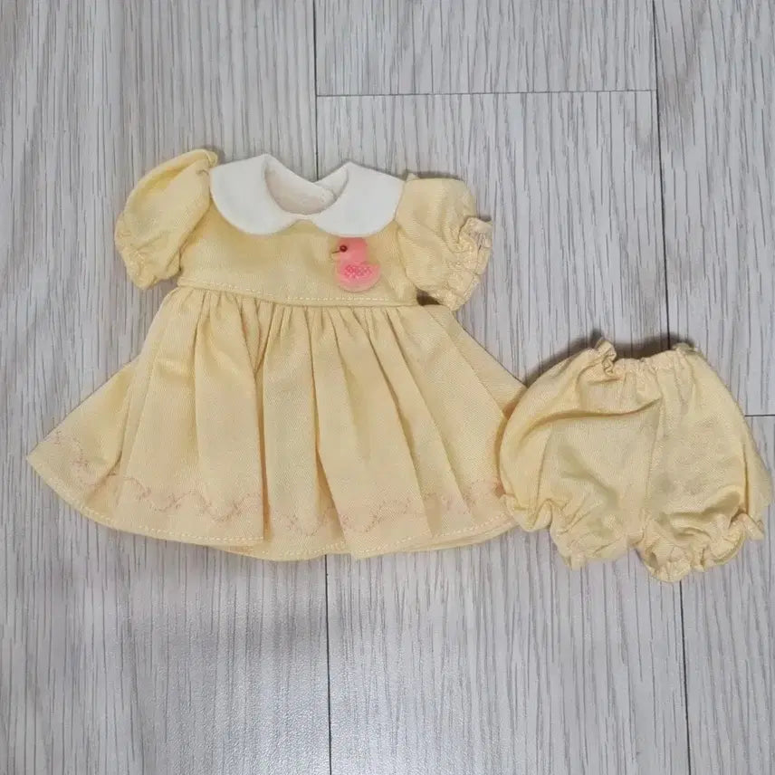 [BUNJANG] USD Ball-Jointed Doll Wig, Outfit &amp; Carrier Bundle / 구체관절인형 usd 가발, 의상 &amp; 구체관절인형 강보 일괄판매