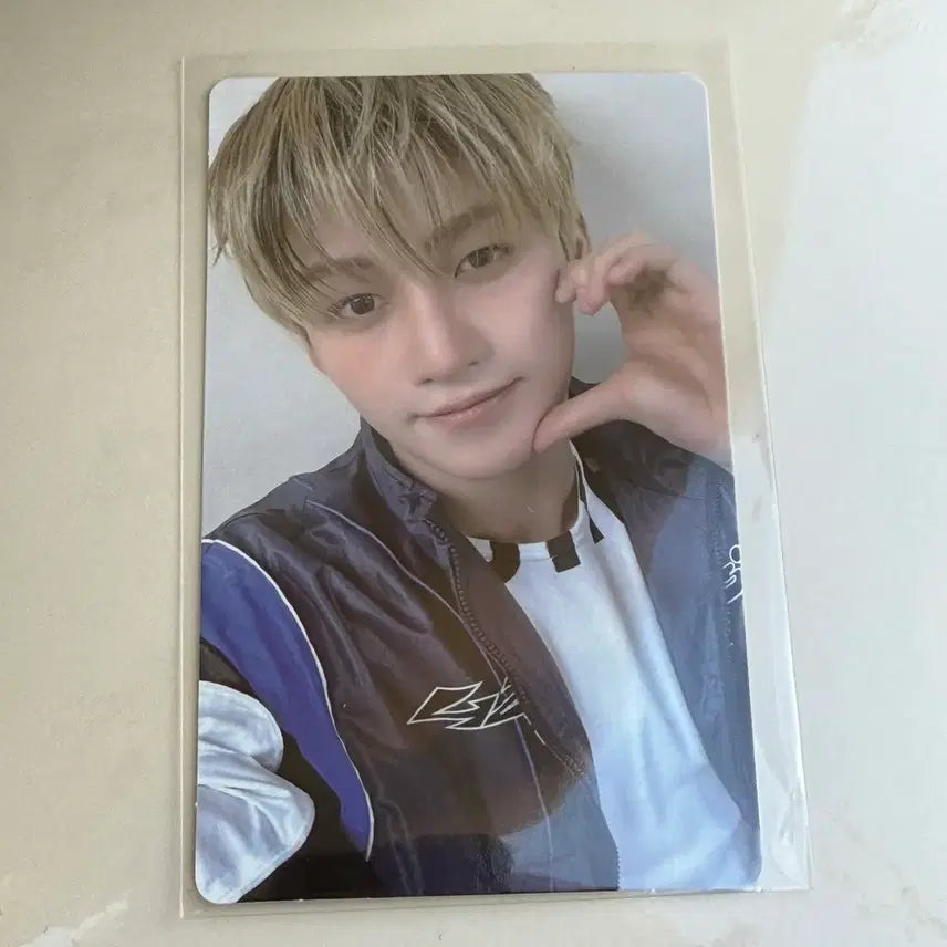 [BUNJANG] TWS Mini 5th Album Weverse Lucky Draw Jihoon Photocard / 투어스 미니5집 위버스 럭키드로우 2차 지훈 포카 럭드 널따라가