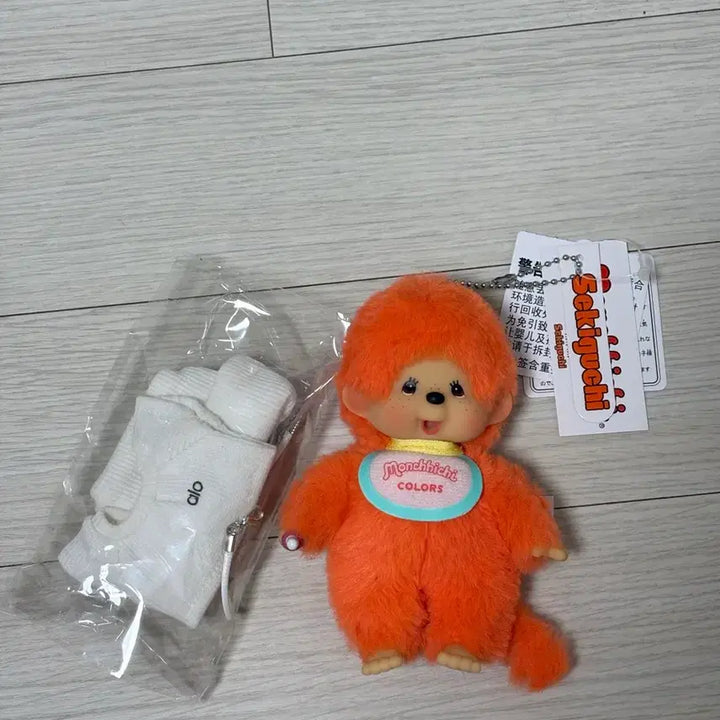 [BUNJANG] Colors Monchhichi Jointed Figure with Alo Outfit / 컬러즈 몬치치 관절 삽입 + 알로 옷