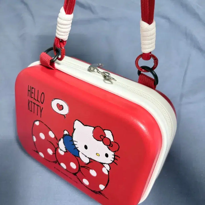 [BUNJANG] Hello Kitty Mini Pouch / 헬로키티 미니 파우치