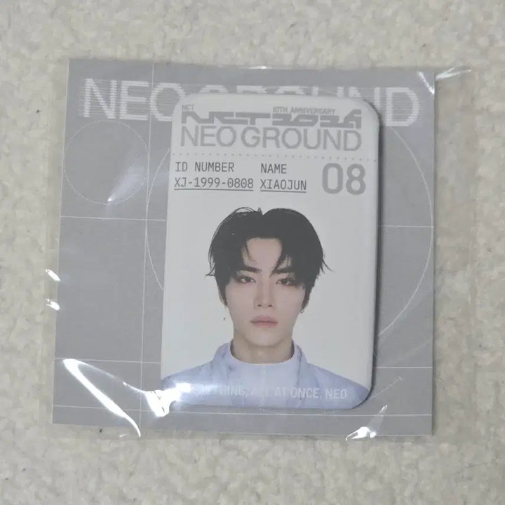 [BUNJANG] NCT 10th Anniversary Neo City Pop-up Metal ID Badge Xiaojun / 엔시티 10주년 네오그라운드 팝업 메탈 ID 뱃지 WayV 샤오쥔