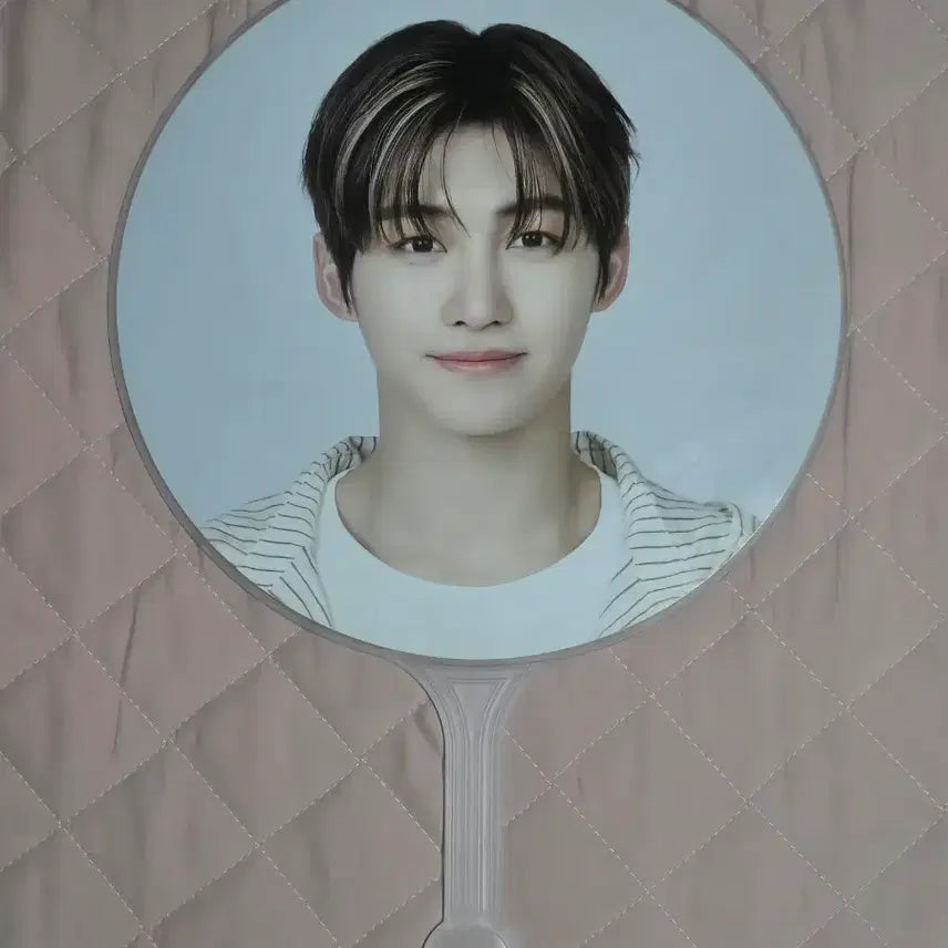 [BUNJANG] TWS Jihoon Image Picket (Uchiwa) / 투어스 지훈 이미지 피켓 ( 우치와 )