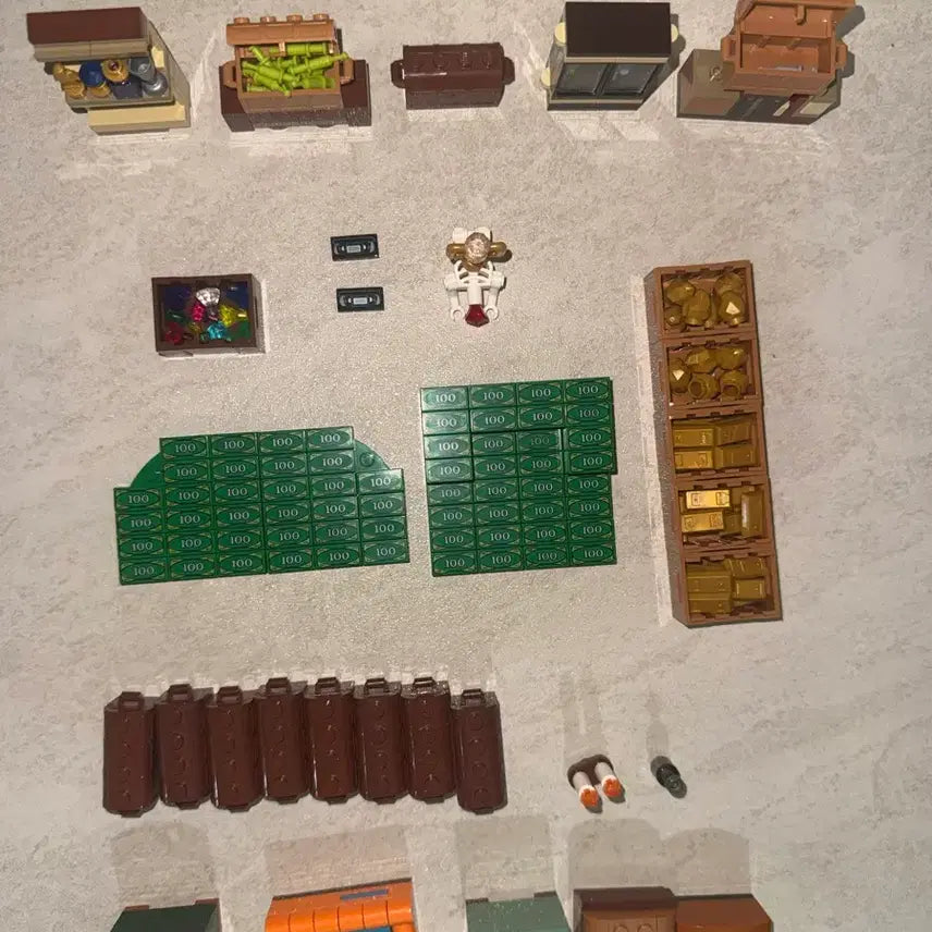 [BUNJANG] LEGO Rare Items Bundle Set (Gold, Gems, Food, Weapons) / 레고 구하기 어려운 돈 금 보석 음식 무기 등 일괄판매합니다