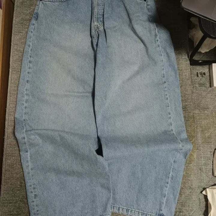 [SOLD OUT] 자라 배기 와이드 핏 데님 팬츠